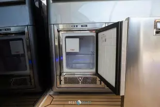 Thumbnail von Riviera Sport Yacht Platinum Edition 4600 Riviera 4600 SPORT YACHT-PLATINUM EDITION