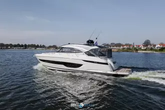Thumbnail von Riviera Sport Yacht Platinum Edition 4600 Riviera 4600 SPORT YACHT-PLATINUM EDITION