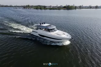 Thumbnail von Riviera Sport Yacht Platinum Edition 4600 Riviera 4600 SPORT YACHT-PLATINUM EDITION