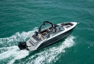 Thumbnail von Four Winns H6 OB Four Winns H6 Outboard bowrider