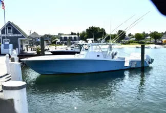 Thumbnail von Invincible 42 Center Cabin Strike Two