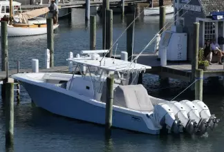 Thumbnail von Invincible 42 Center Cabin Strike Two