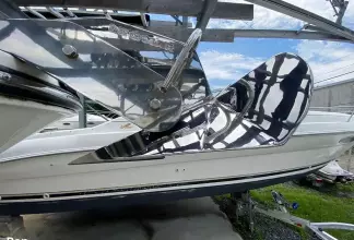 Thumbnail von Sea Ray SLX 350