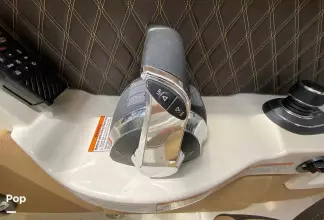 Thumbnail von Sea Ray SLX 350