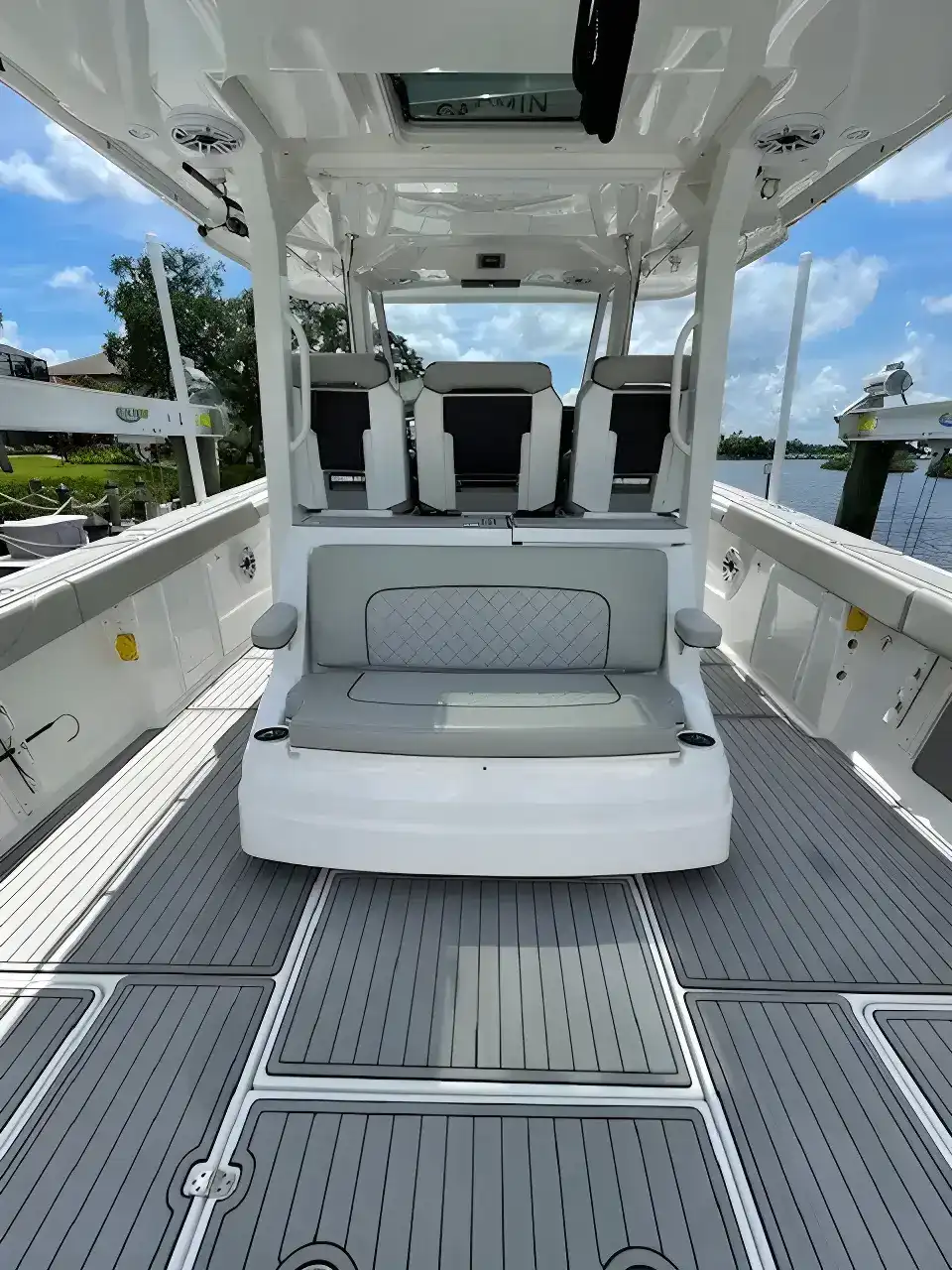 Thumbnail von Pursuit S 378