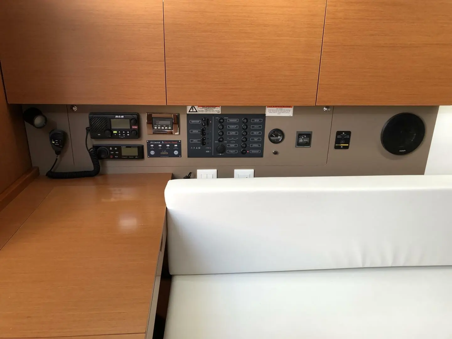 Thumbnail von Beneteau Oceanis 38