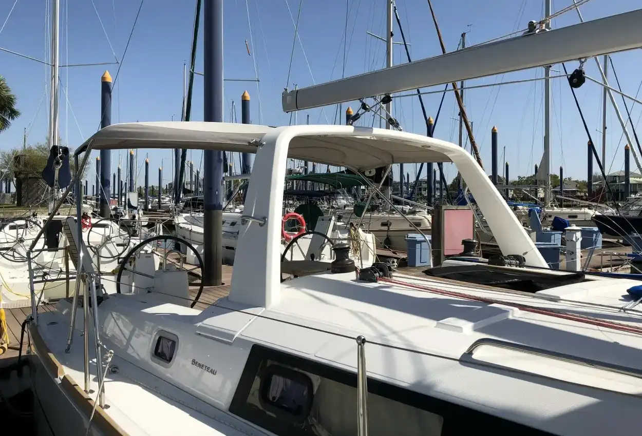 Thumbnail von Beneteau Oceanis 38