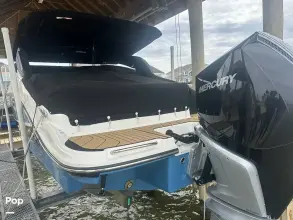 Thumbnail von Sea Ray SLX 260