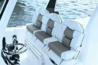 Thumbnail von Edgewater 370 CC