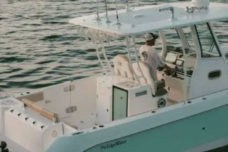 Thumbnail von Edgewater 340 CC