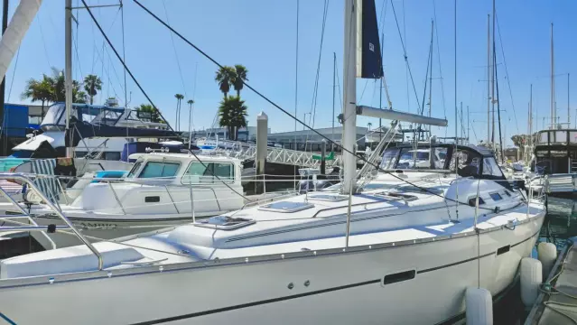 Beneteau Oceanis Clipper 393 Duke of Curl