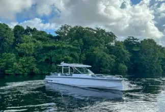 Thumbnail von Axopar 37 Sun Top