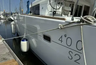 Thumbnail von Lagoon 400 S2 Perspective