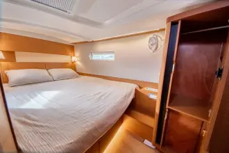 Thumbnail von Jeanneau Sun Odyssey 410 Knot 4 Sail