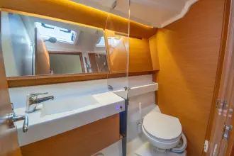 Thumbnail von Jeanneau Sun Odyssey 410 Knot 4 Sail