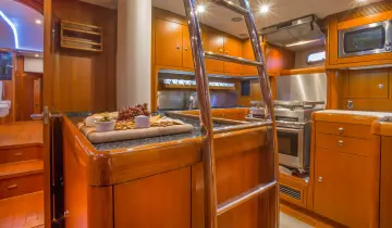 Thumbnail von Oyster 72 AEGIS