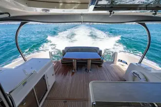 Thumbnail von Riviera 6000 Sport Yacht