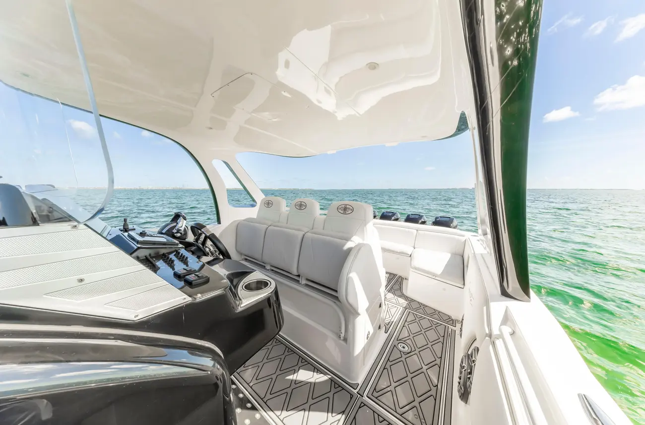 Thumbnail von Cigarette 41 GTR