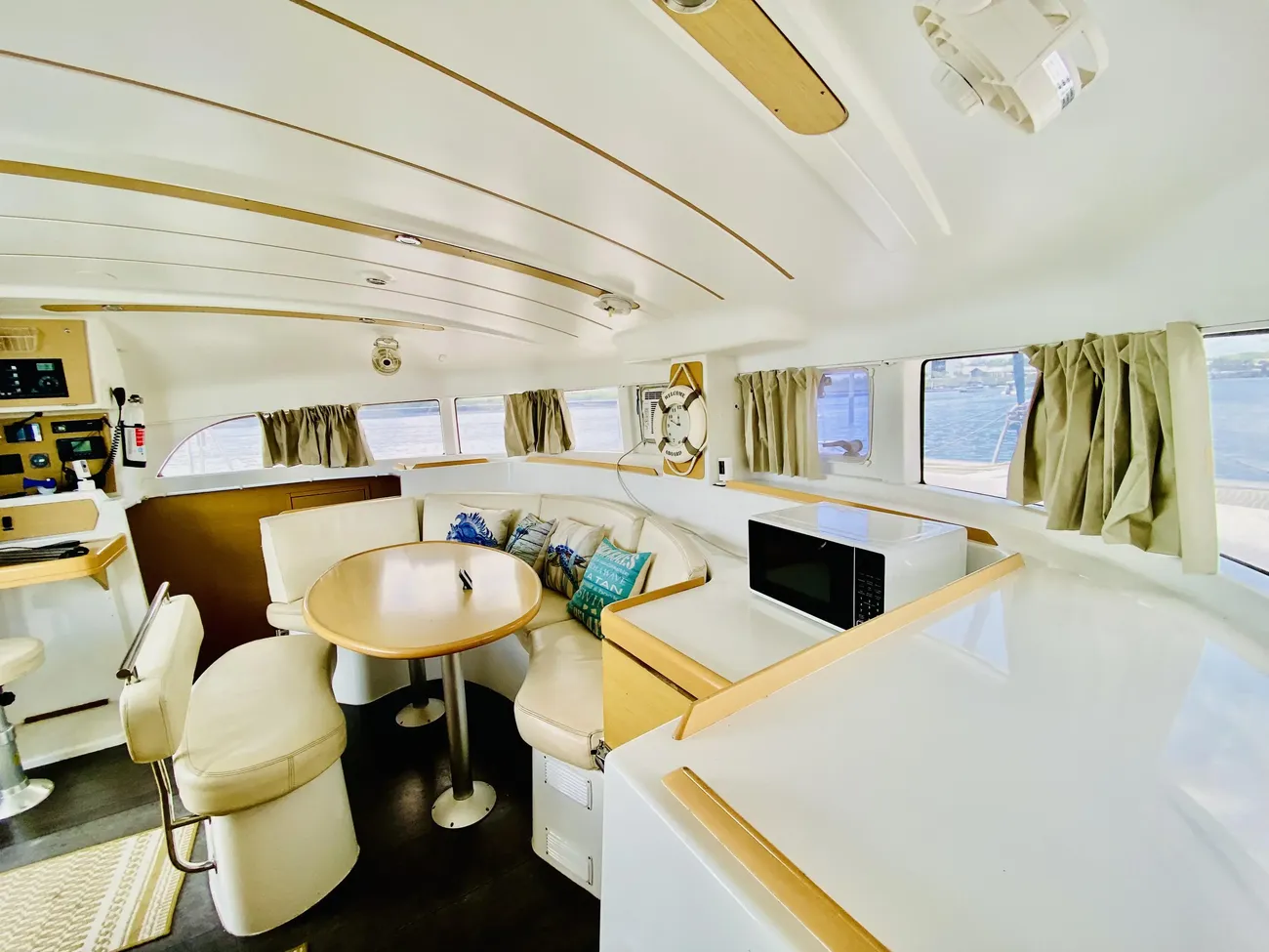 Thumbnail von Lagoon 380 S2 Finally Found