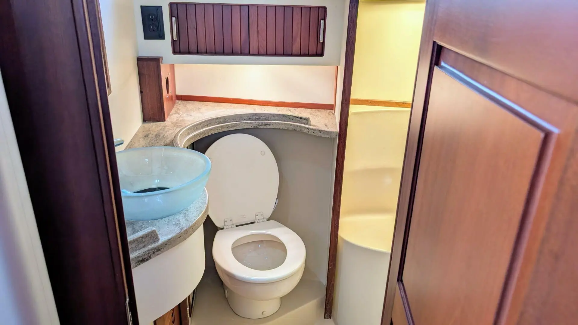 Thumbnail von Island Packet 349 OFFLINE