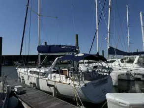 Thumbnail von Beneteau Oceanis 45 Terra Nova