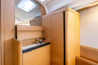 Thumbnail von Jeanneau Sun Odyssey 410 INTO THE BLUE