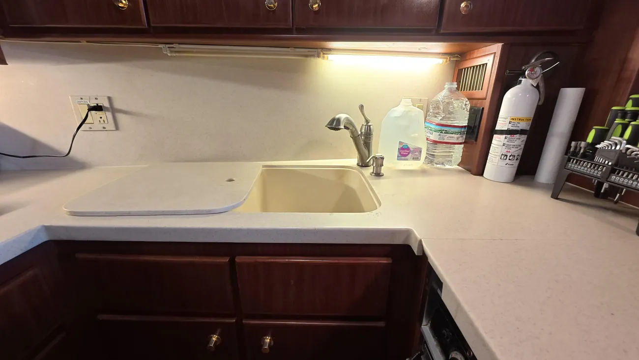 Thumbnail von Hatteras 53 Convertible