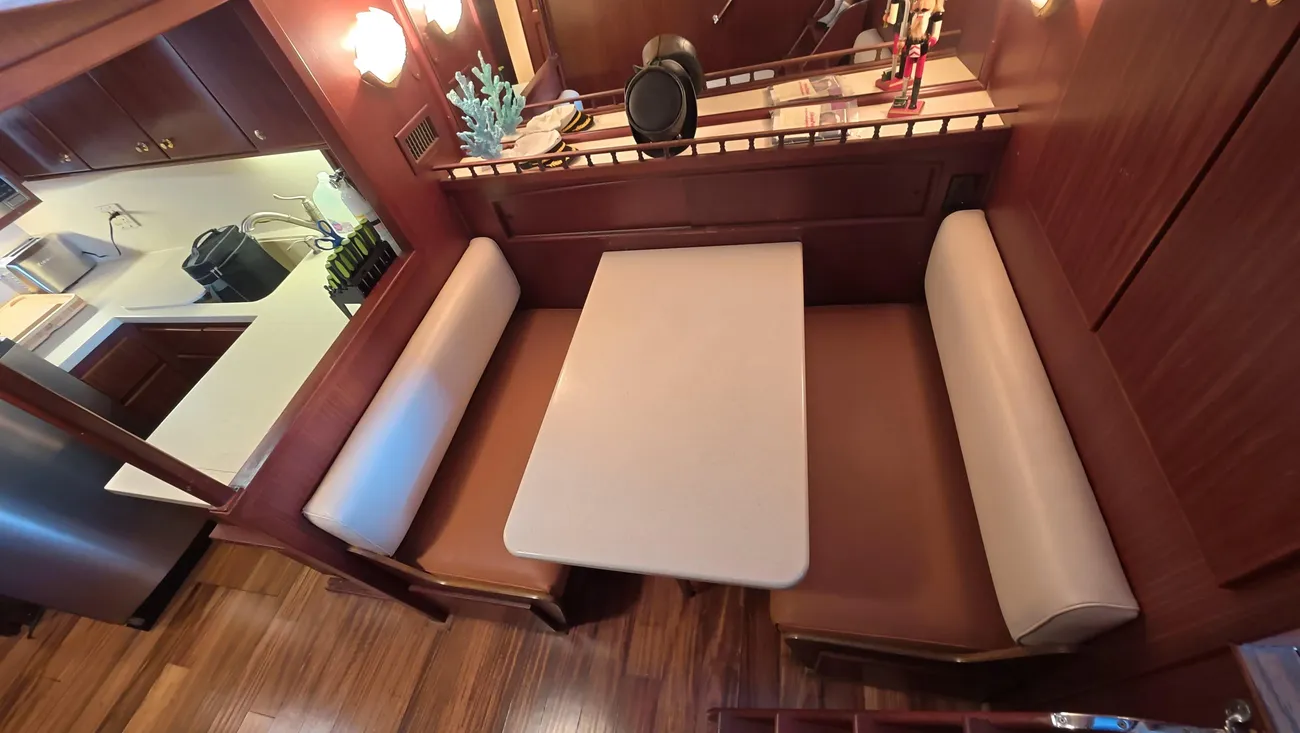 Thumbnail von Hatteras 53 Convertible