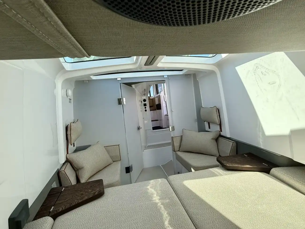 Thumbnail von Axopar 37 XC Cross Cabin