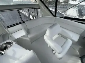 Thumbnail von Carver 396 Motor Yacht