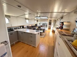 Thumbnail von Piper 60M MOTOR CLASS DUTCH BARGE  Axiom