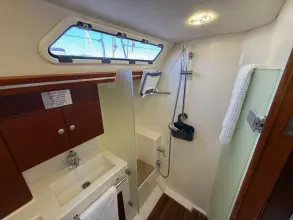 Thumbnail von Hanse 400e Silver Lining