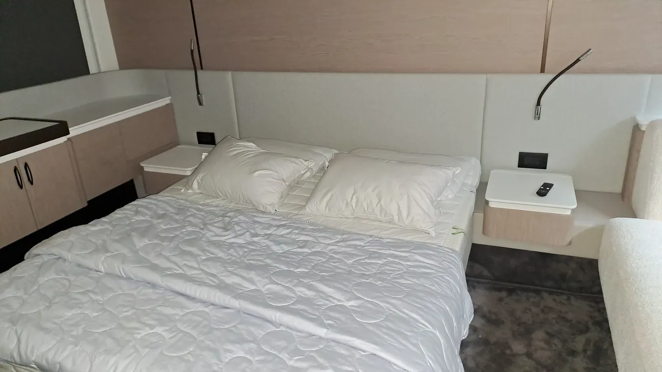 Thumbnail von Azimut 53