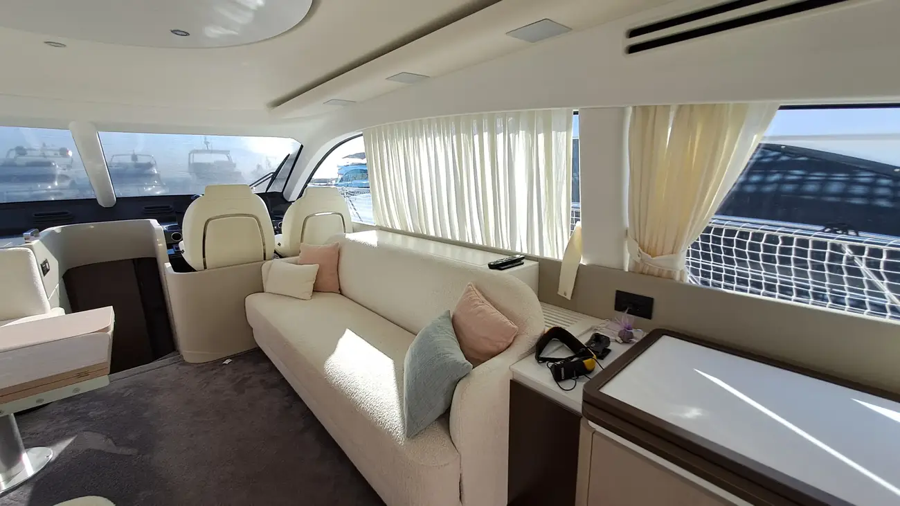 Thumbnail von Azimut 53