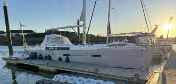 Thumbnail von Beneteau Oceanis 45 Elena