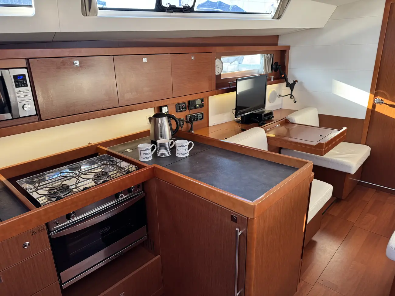 Thumbnail von Beneteau Oceanis 45 Elena