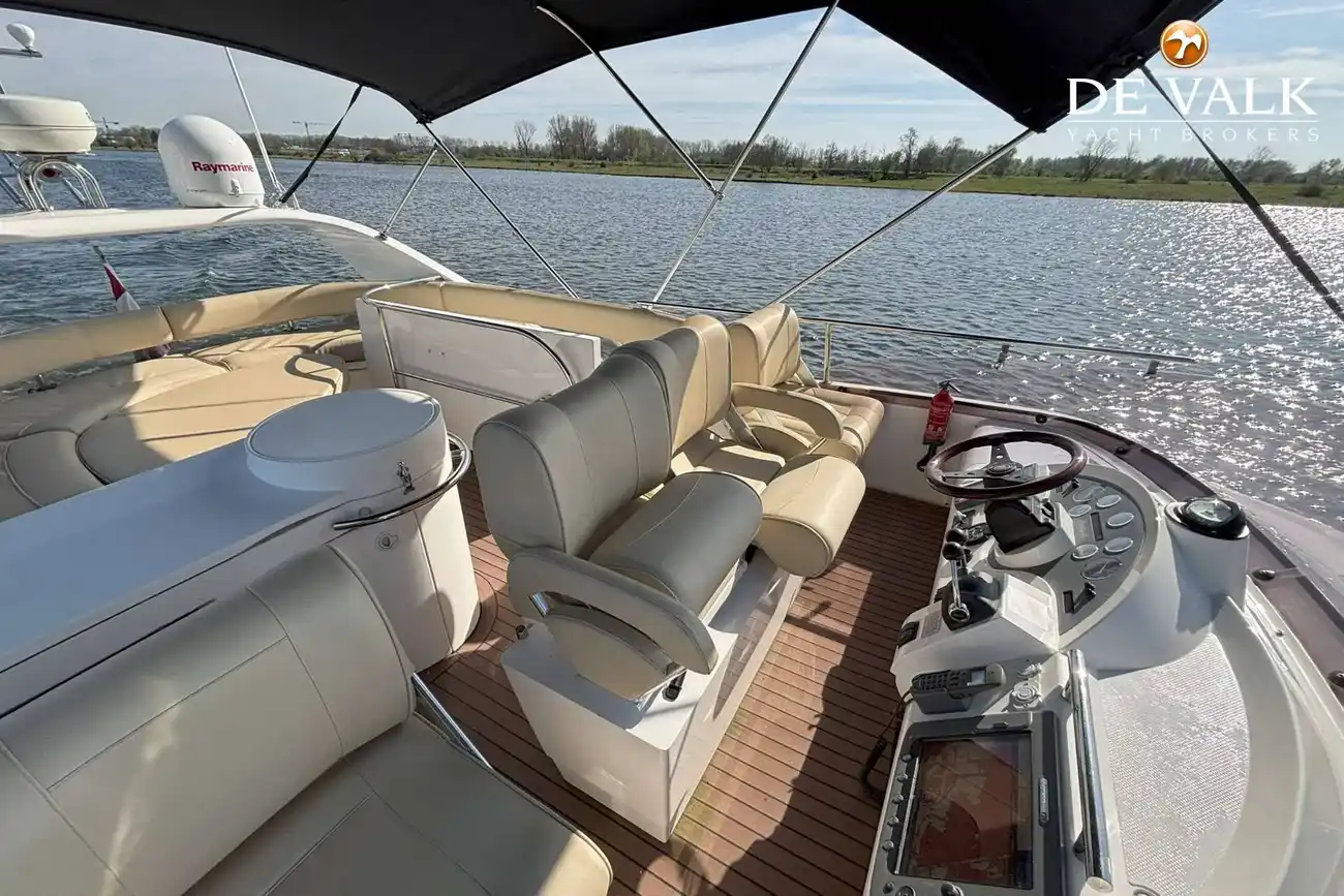 Thumbnail von Fairline Phantom 46
