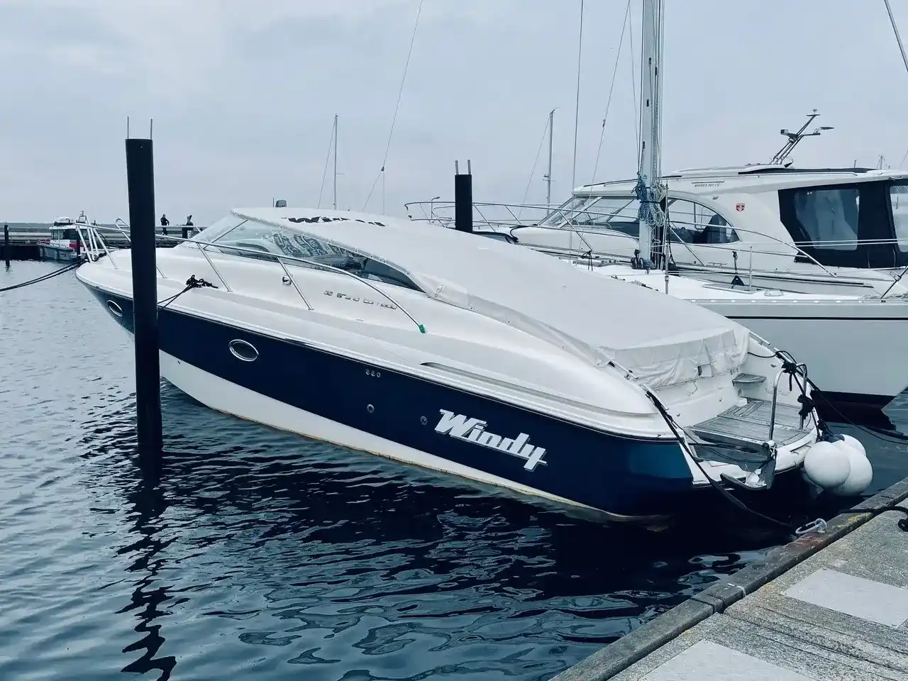 Thumbnail von Windy 32 Grand Tornado