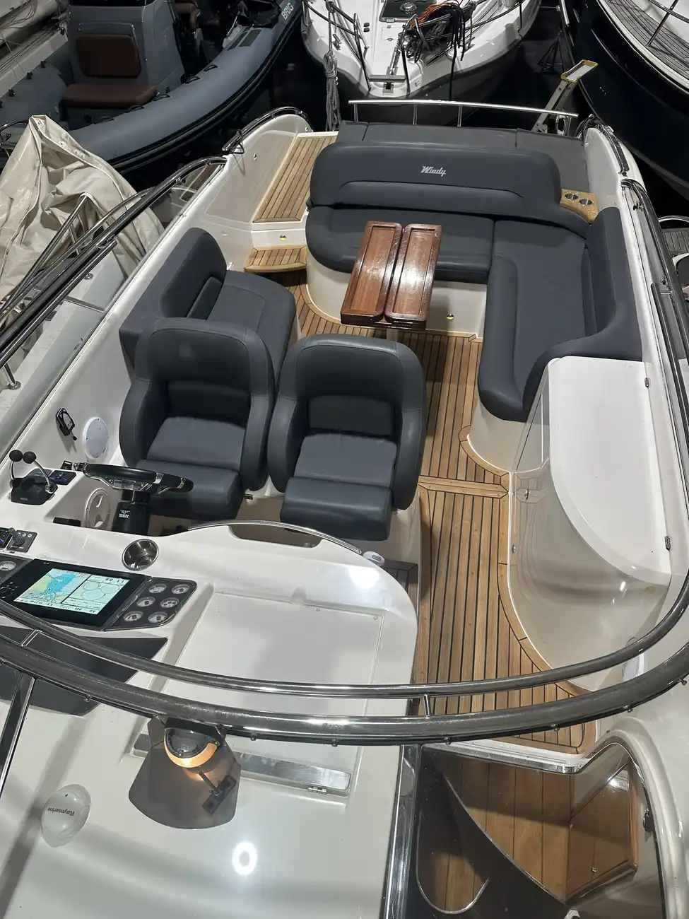 Thumbnail von Windy 32 Grand Tornado