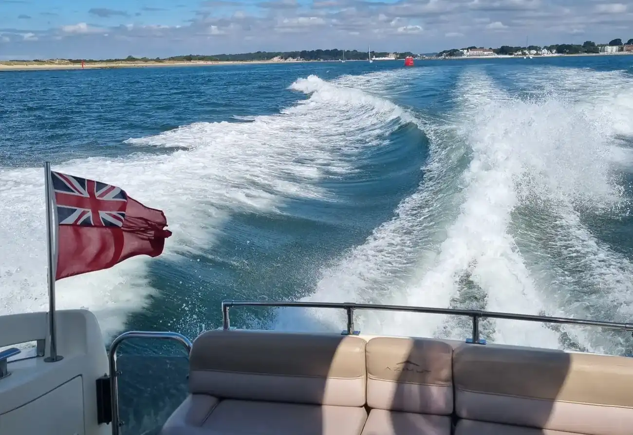 Thumbnail von Azimut 42 Escape