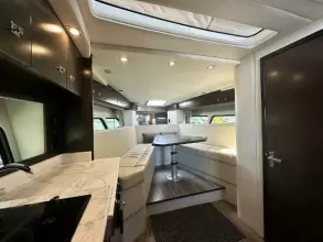 Thumbnail von Cruisers Yachts 390 Express Coupe LUX LIFE