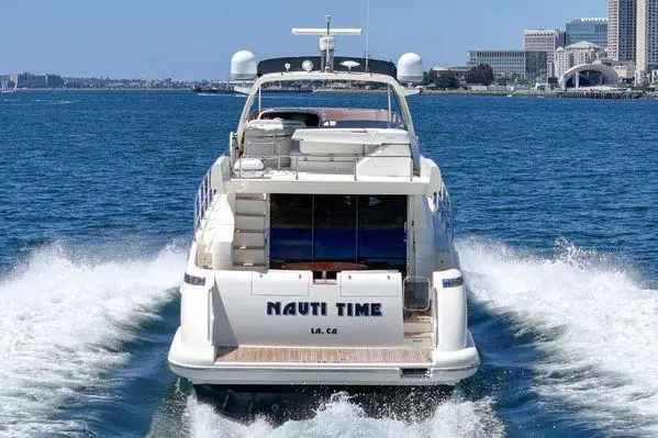 Thumbnail von Azimut 62