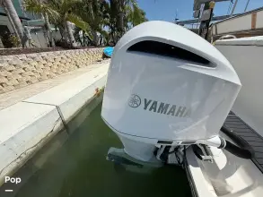 Thumbnail von Century 3200 CC