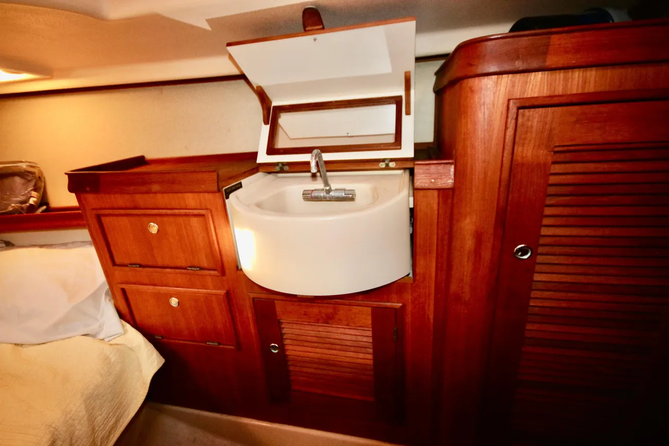 Thumbnail von Island Packet 380