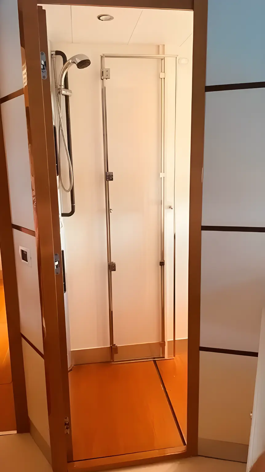 Thumbnail von Pershing 62