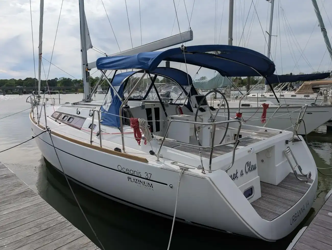 Beneteau Oceanis 37 Knot A Clew