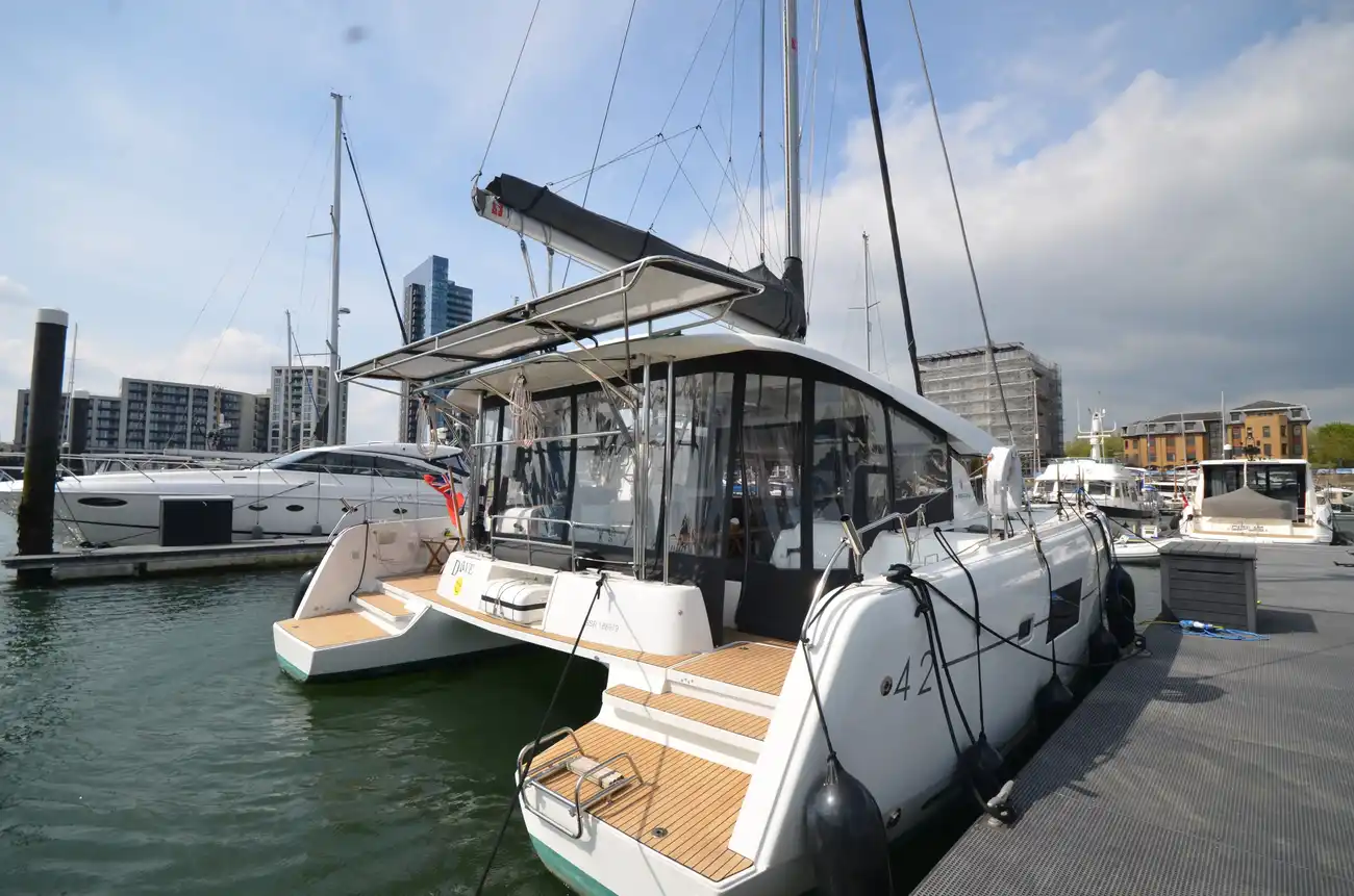 Thumbnail von Lagoon 42 Dave