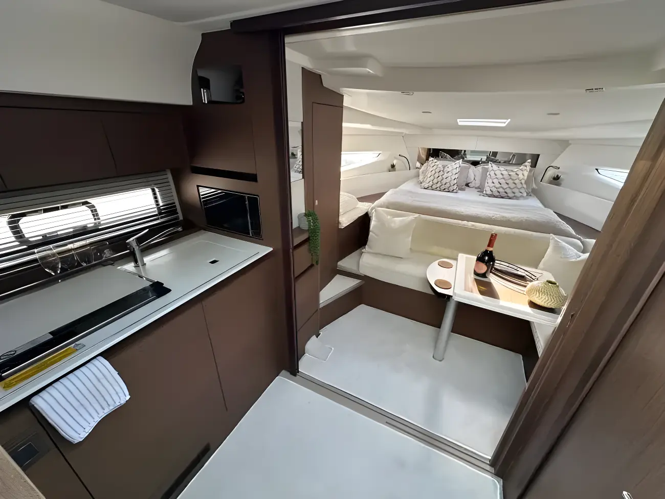 Thumbnail von Jeanneau Leader 36