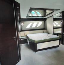 Thumbnail von Dominator 62