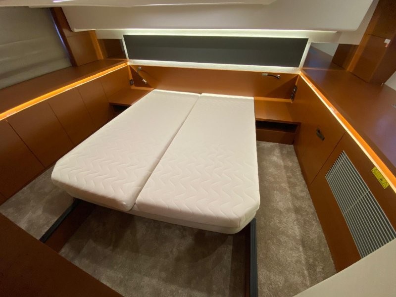 Thumbnail von Jeanneau Prestige 420